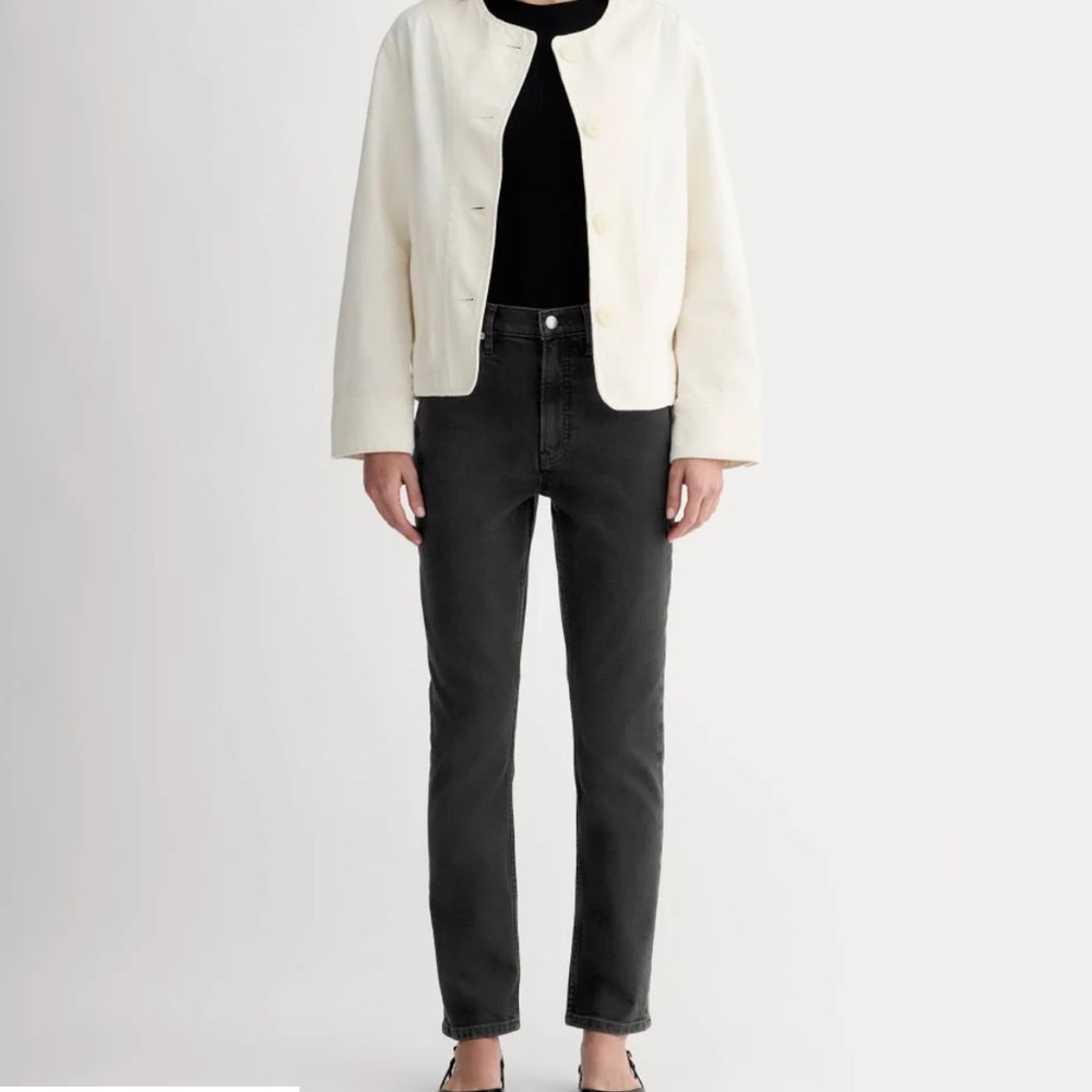 Everlane Classic Straight-Leg Women's Jeans in Black